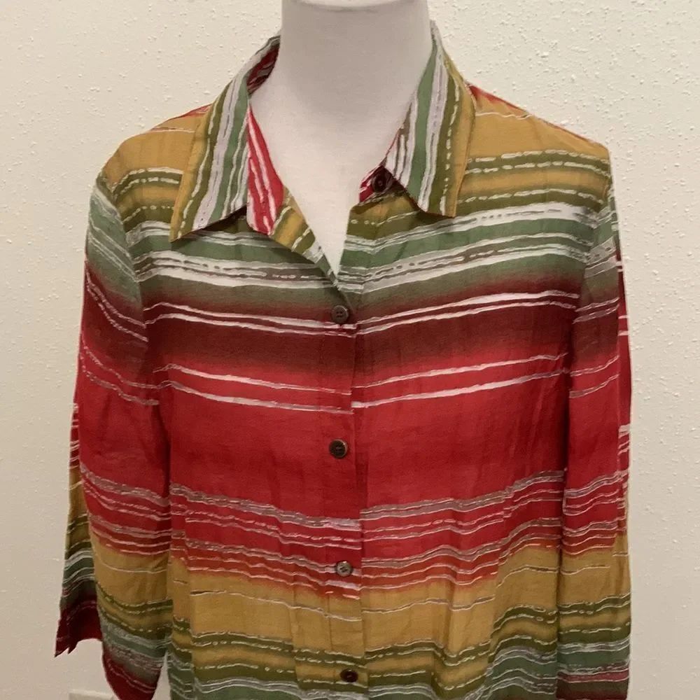 3for$20 button front blouse 14 - Picture 2 of 4